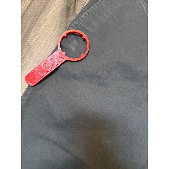 Dockers Mens Straight Fit Faded Gray Casual Chino Pants 36W X 32L Cotton Blend - Picture 3 of 12